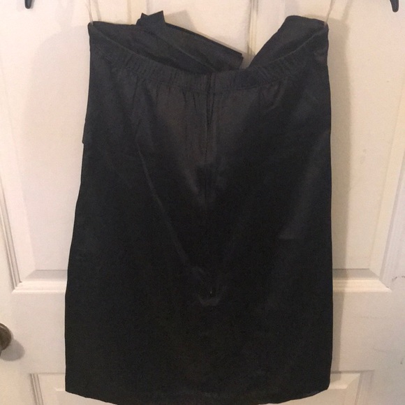 Black mini dress - Picture 2 of 2